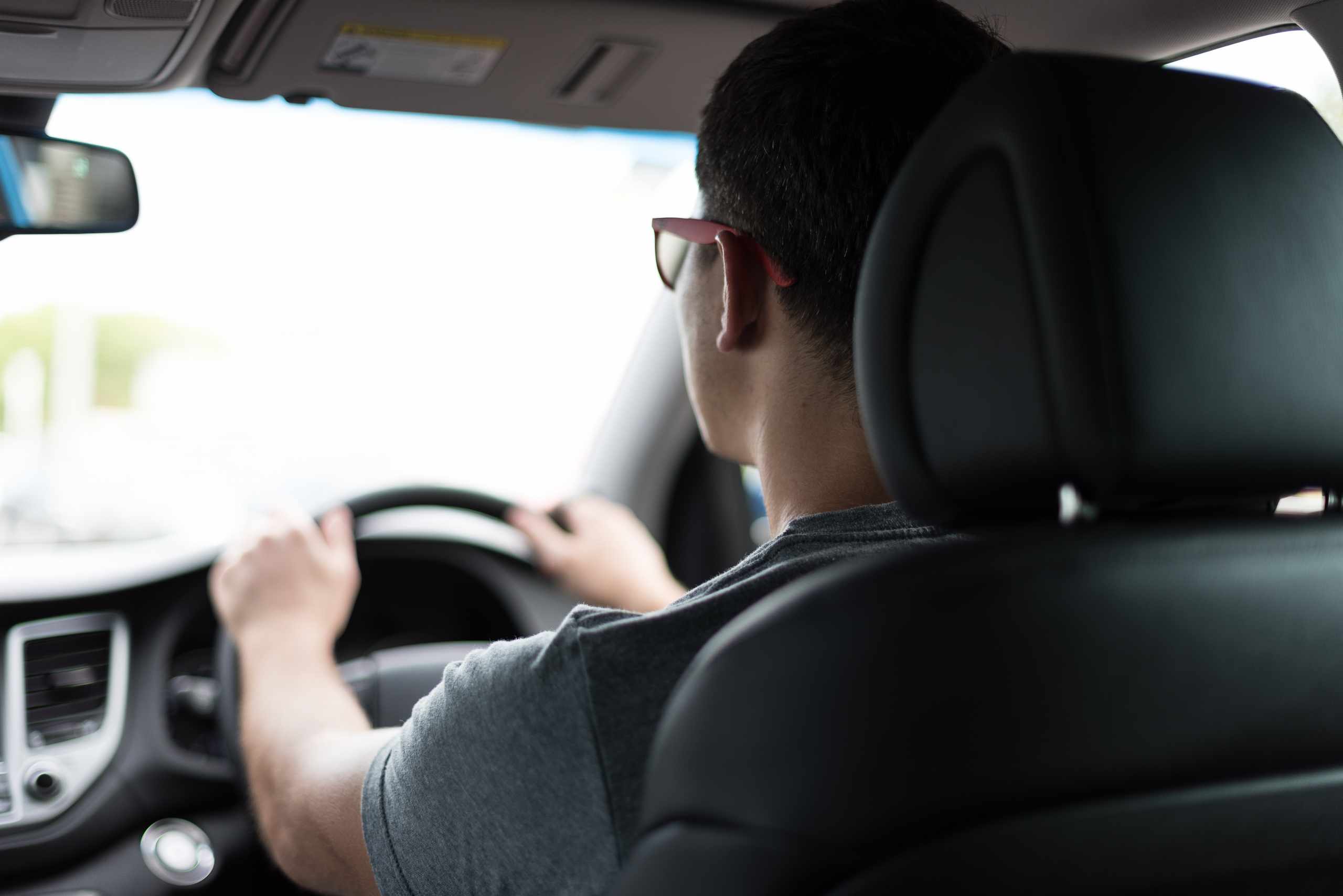 3 Ways to Become a More Responsible Driver